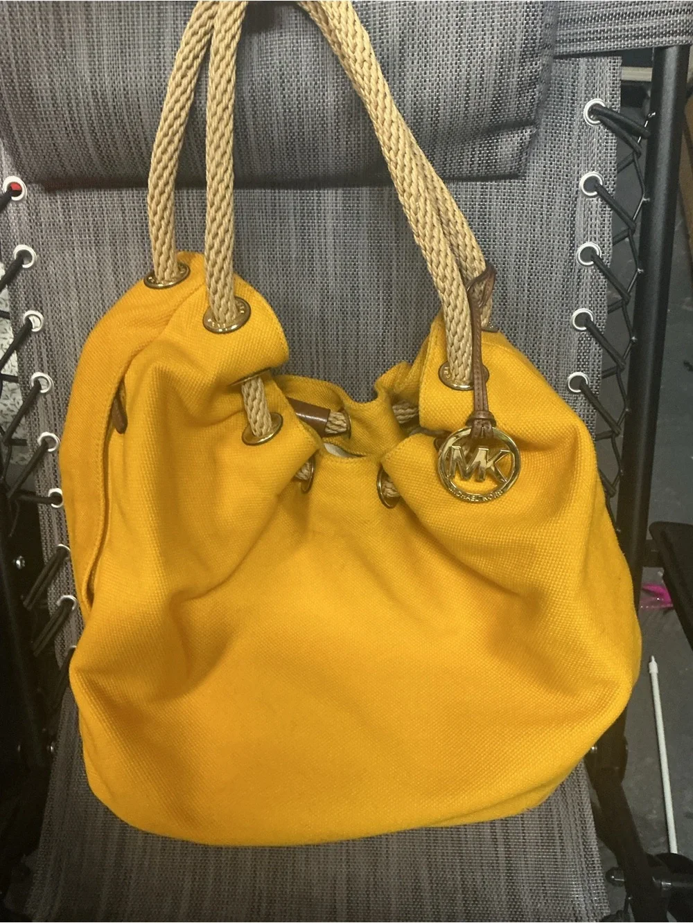 Skirt Subcategory Identification